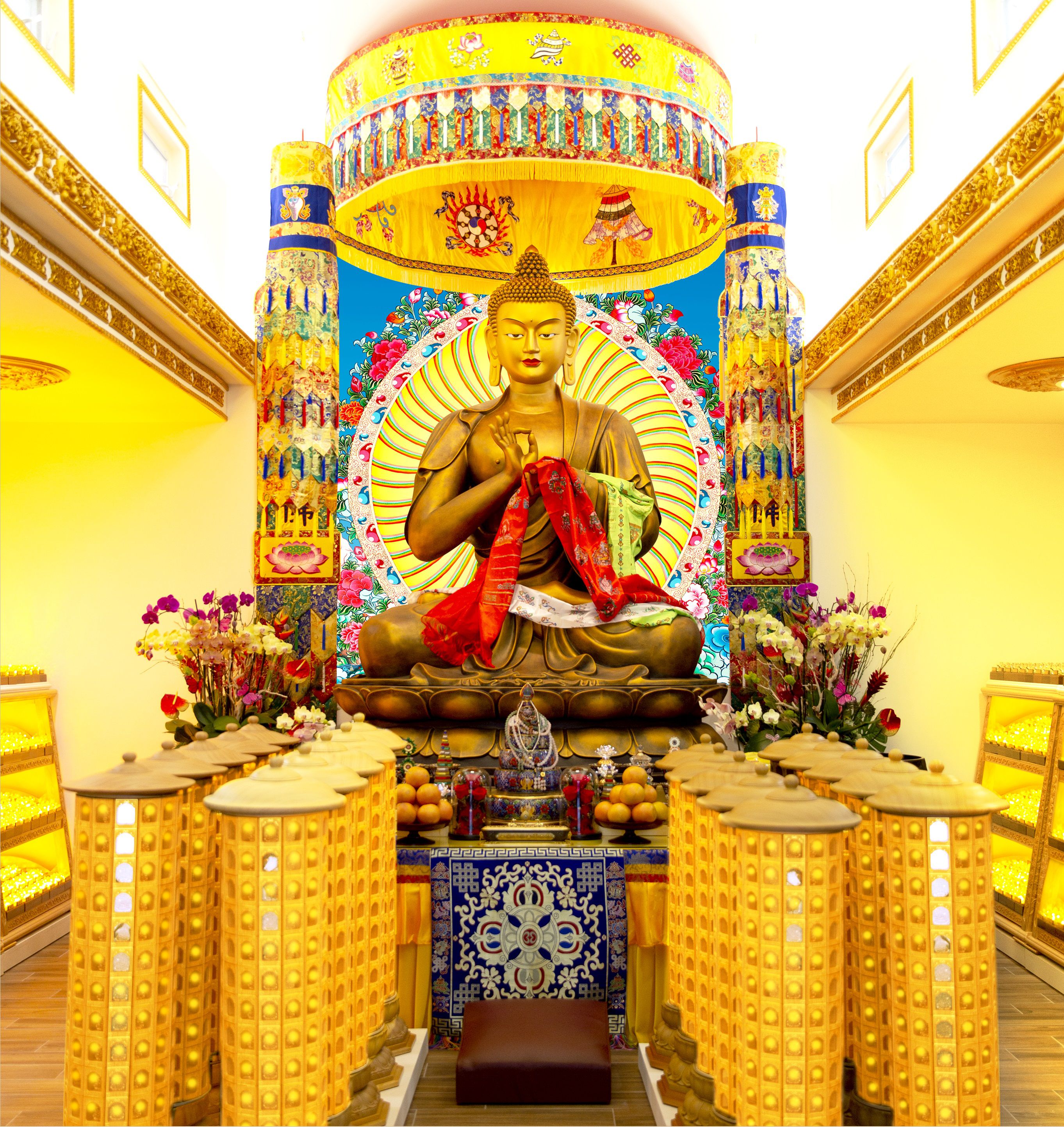 聖蹟寺在燃燈古佛殿為大眾提供《光明祈福燈》